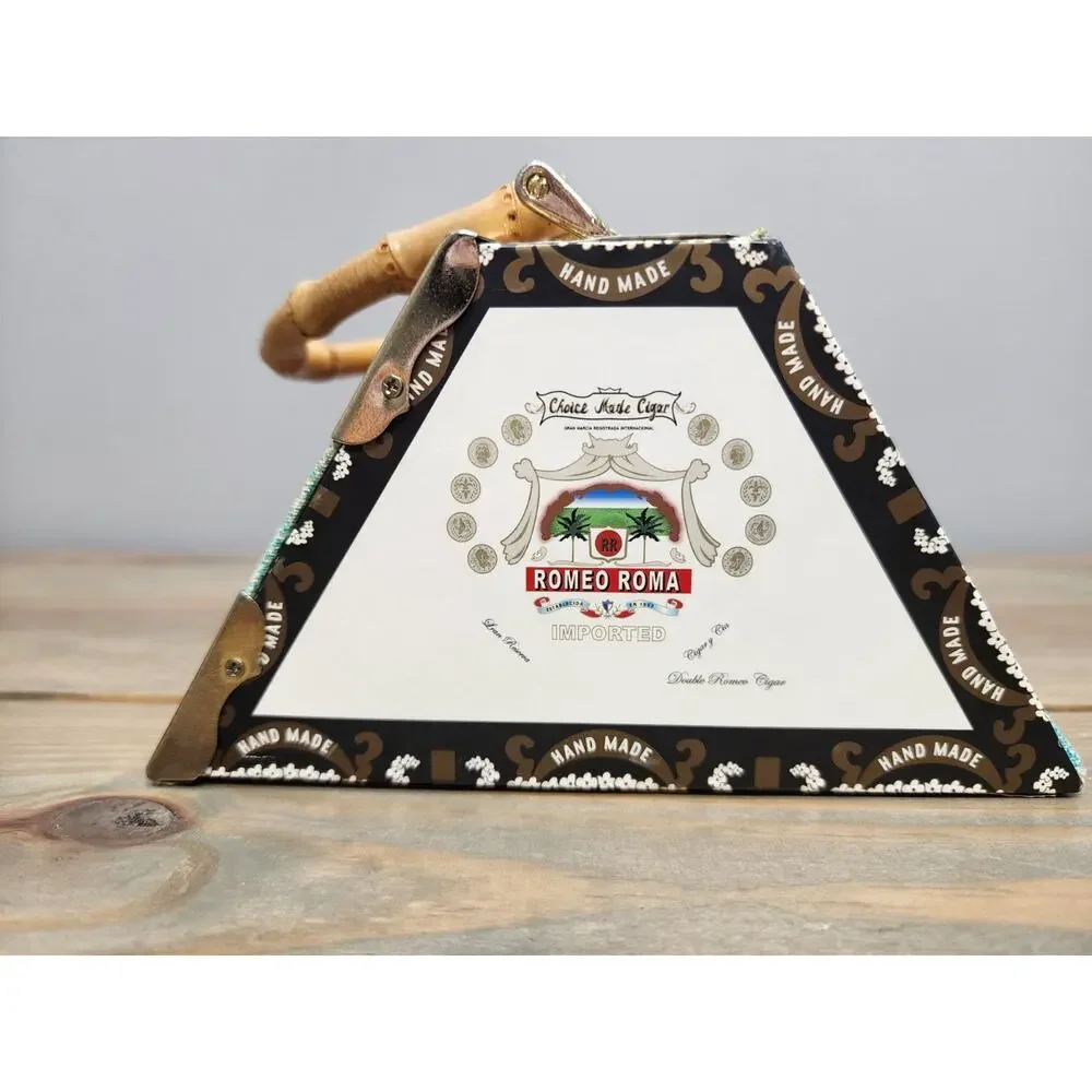 Purse CIGAR BOX Pocket book-Unique Beaded Art Deco Woman Leopard Print
